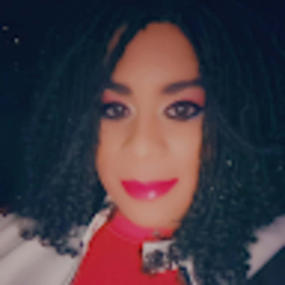 Meet your Posher, Makenzie